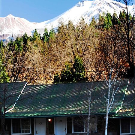 Strawberry Valley Inn Mount Shasta Exterior foto
