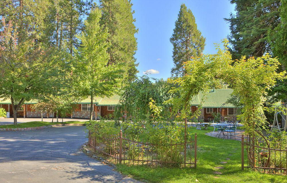 Strawberry Valley Inn Mount Shasta Exterior foto